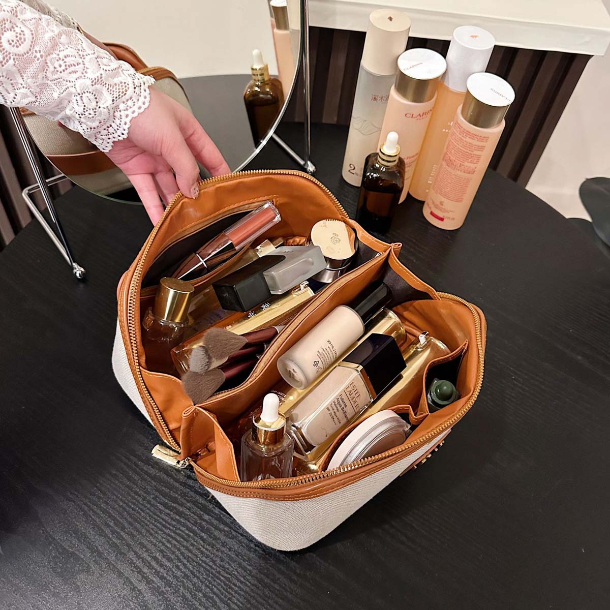Tas penyimpanan genggam kanvas - Luxury Skincare & Spa Reviews ulasan dan harga